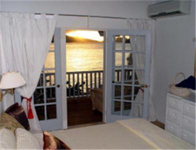 Fort Recovery Villa Suites Hotel Freshwater Pond Екстер'єр фото