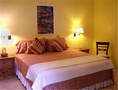 Fort Recovery Villa Suites Hotel Freshwater Pond Екстер'єр фото